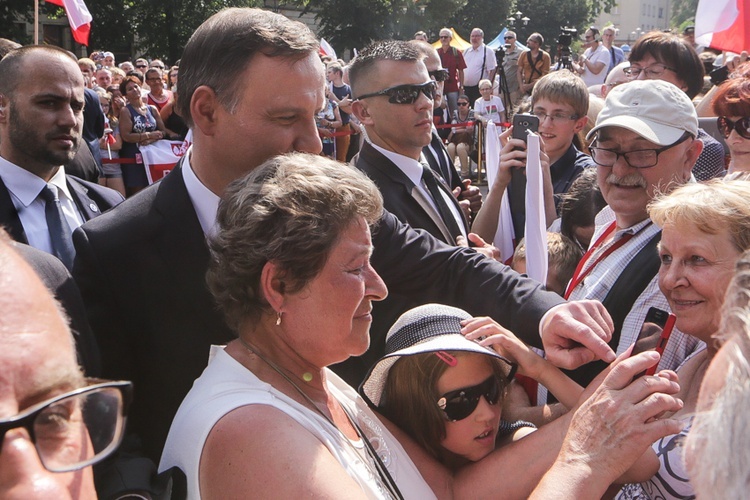 Prezydent Andrzej Duda w Tychach i Bieruniu