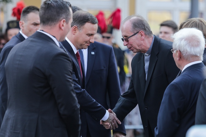 Prezydent Andrzej Duda w Tychach i Bieruniu