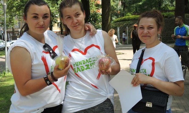 Już od czwartej rano (!) młodzi z "Nadziei" przygotowywali święto dla całego miasta w parku Słowackiego