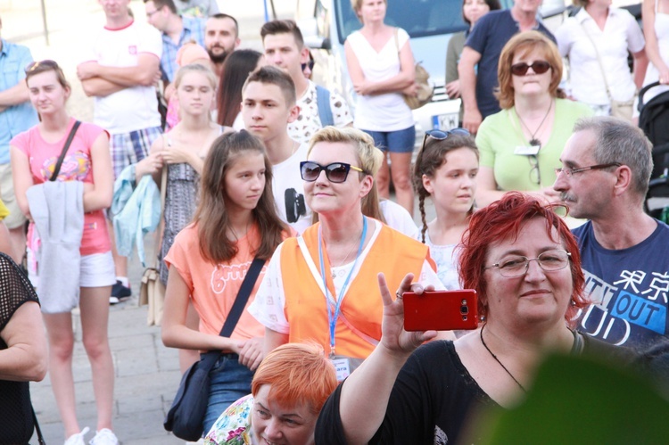 Koncert na sądeckim rynku