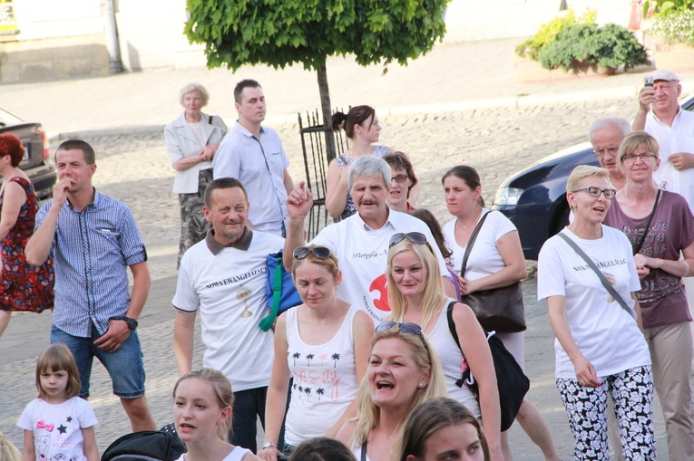 Koncert na sądeckim rynku