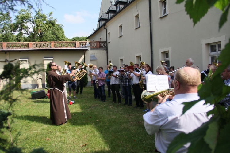 Prymas Polski na pielgrzymce mężczyzn i młodzieńców