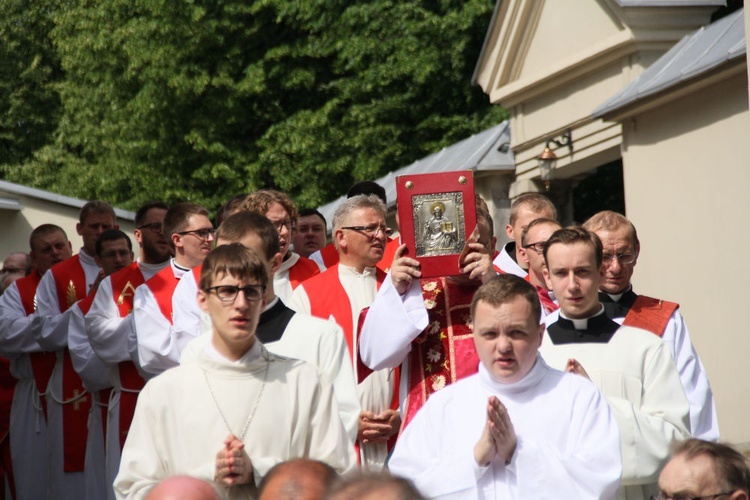 Prymas Polski na pielgrzymce mężczyzn i młodzieńców