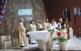 Abp Skworc błogosławi wizerunek Niepokalanej Jutrzenki Wolności w Katowicach