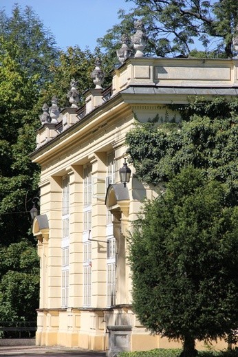 Pałac prymasowski w Skierniewicach