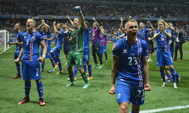 Wikingowie zdobyli Anglię, Hiszpania za burtą