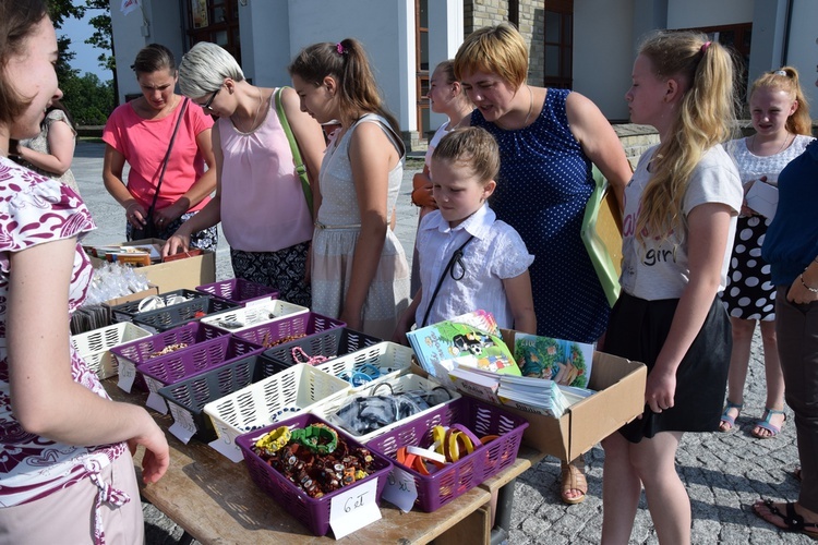 Kiermasz z duchowym pożytkiem