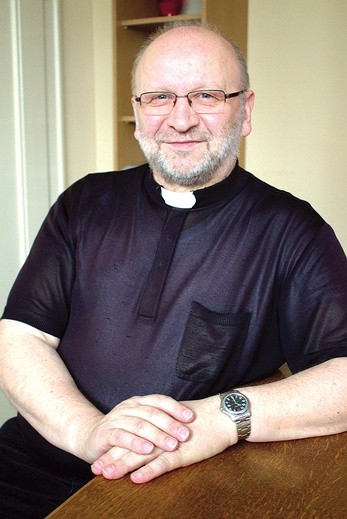 ▲	– Dzięki modlitwie możemy wesprzeć dobro w ludziach,  którzy mieszkają w Olsztynie – mówi ks. Antoni Skałba.