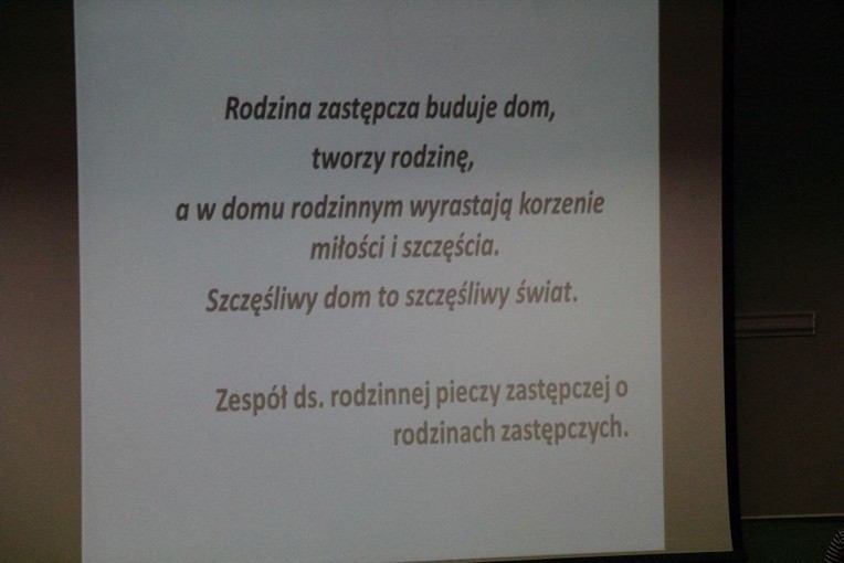 Konferencja o rodzinach zastępczych