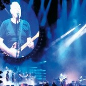 We Wrocławiu David Gilmour wystąpił z orkiestrą pod dyrekcją Zbigniewa Preisnera.