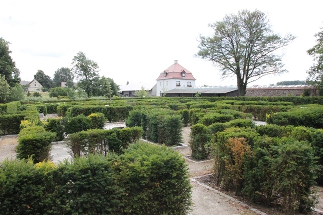 Wyższe Seminarium Duchowne Swalwatorianów cz. 2 - Ogród filozofów i "roślinna" kalwaria