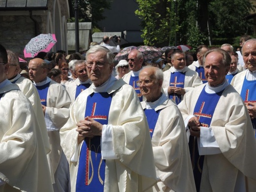 Hałcnów: Msza św.