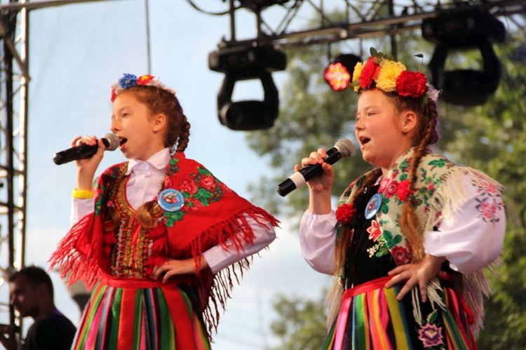 ​Festiwal Grup Śpiewaczych „Ziemia i Pieśń”