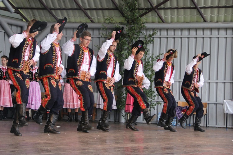 Festyn parafialny w Świniarsku