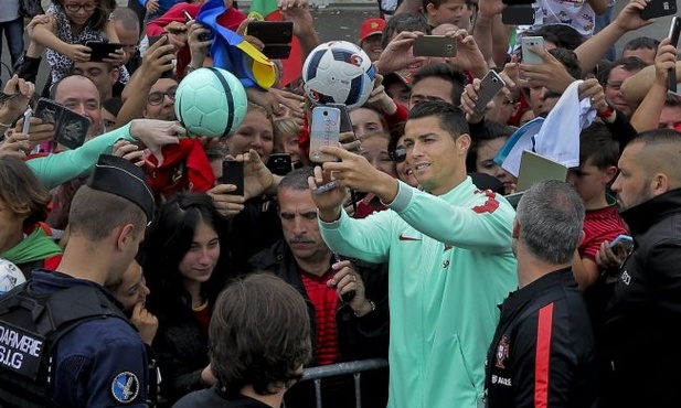 Ronaldo komentuje decyzję Messiego