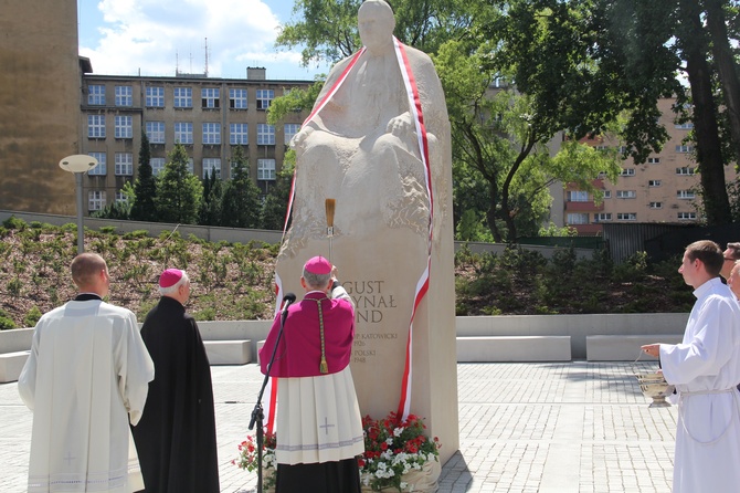 Odsłonięcie pomnika kard. A. Hlonda w Katowicach (cz. I)