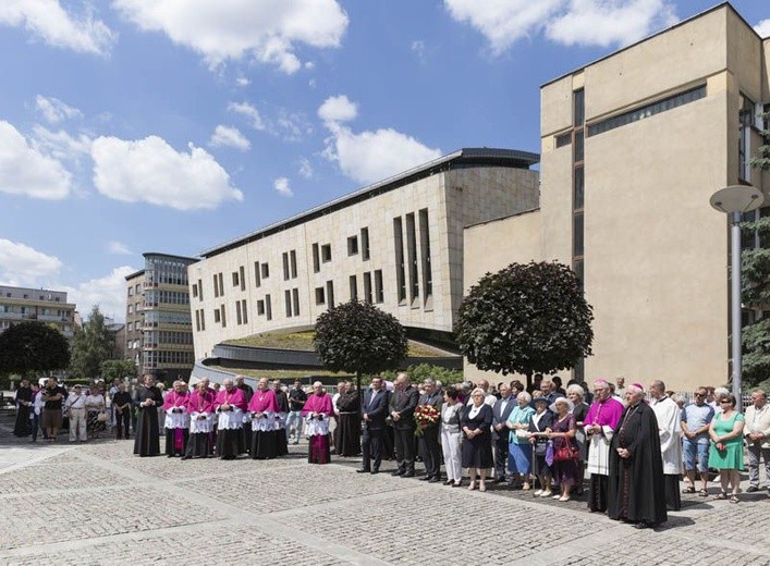 Odsłonięcie pomnika kard. A. Hlonda w obiektywie naszego fotoreportera (cz. II)