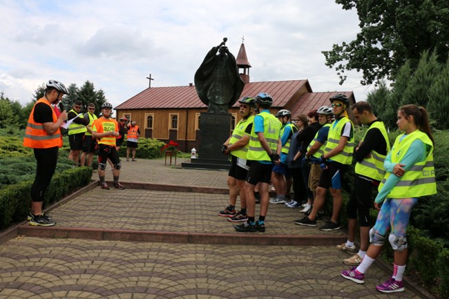 Pielgrzymka rowerowa AK na Jasną Górę