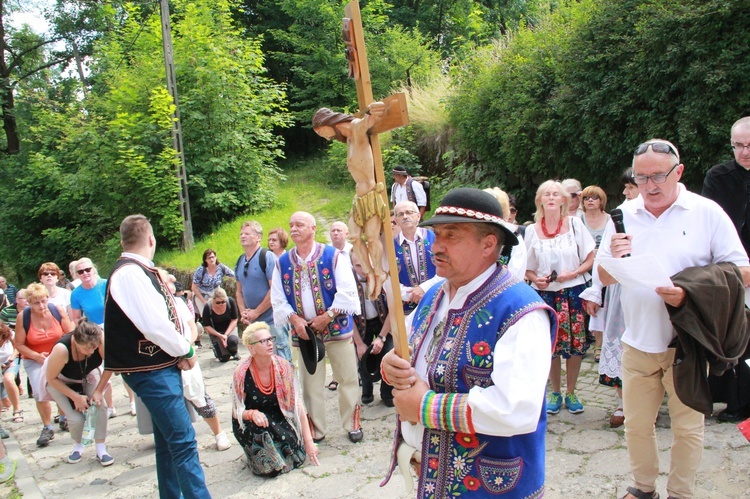 Droga krzyżowa na Bryjarkę