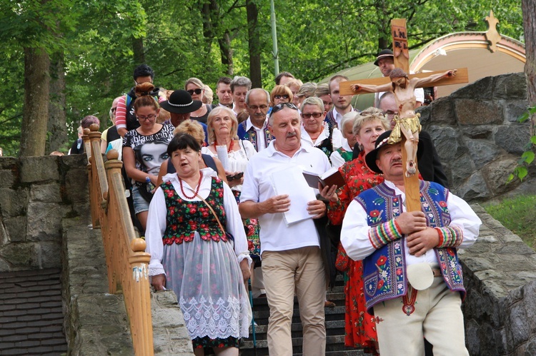 Droga krzyżowa na Bryjarkę