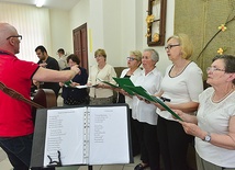 Zespół „Jesienna Gama” podczas Mszy św. w poprawczaku