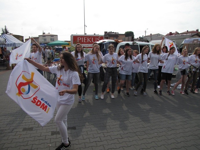 Flash mob przed ŚDM w Przasnyszu
