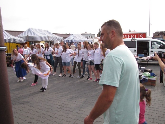 Flash mob przed ŚDM w Przasnyszu