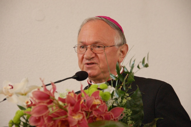 Abp Zygmunt Zimowski