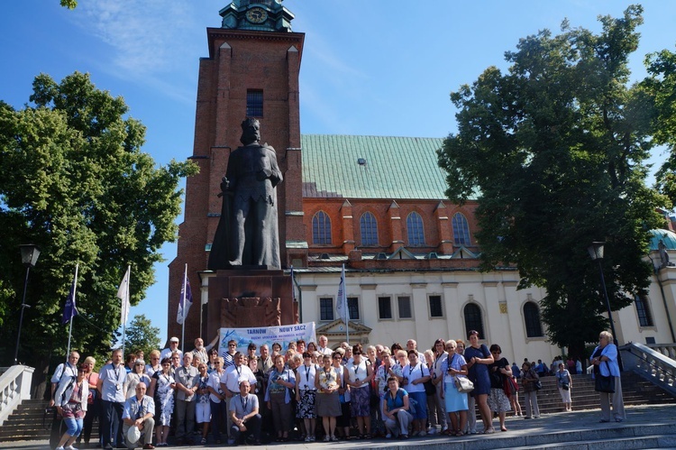 Pielgrzymka AK DT do źródeł