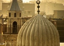 Al-Azhar zezwala na zawieszenie piątkowych modlitw