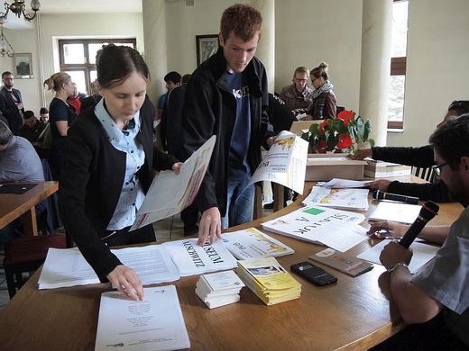 Koordynatorzy parafialni odebrali pakiety dla swoich gości