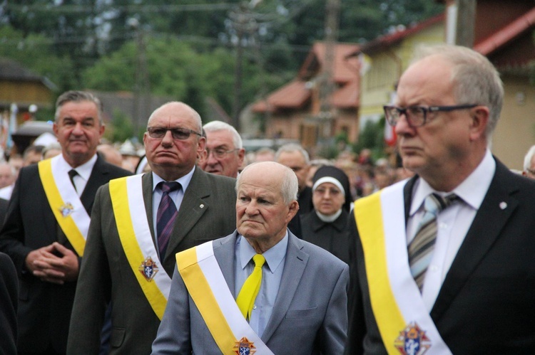 Diecezja tarnowska żegna abp. Z. Zimowskiego