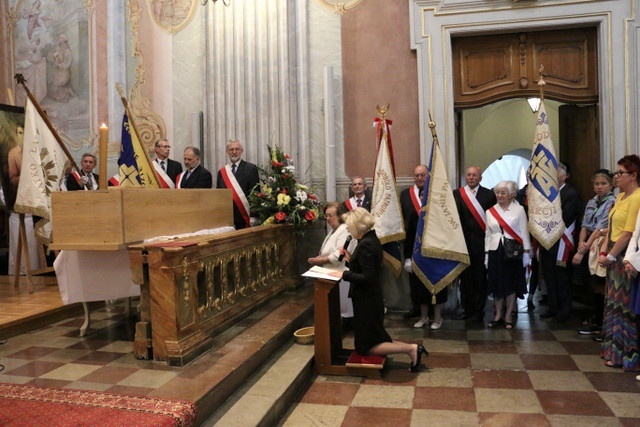 Zawierzenie Akcji Katolickiej