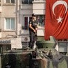 Turcja: Zwolniono 8 tys. policjantów