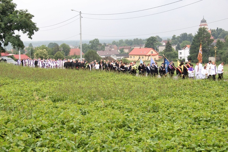 Pogrzeb ks. Adama Łapuszka