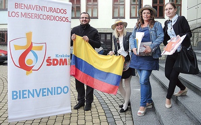 ▲	Młodzi z Żywiecczyzny cieszą się z przyjazdu swoich gości z Kolumbii.