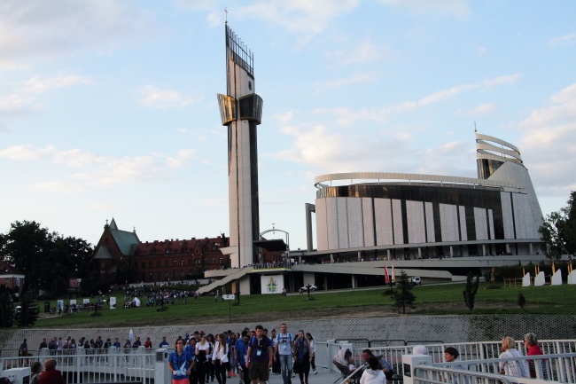 Msza św. dla wolontariuszy ŚDM i koncert "Bądź światłem"