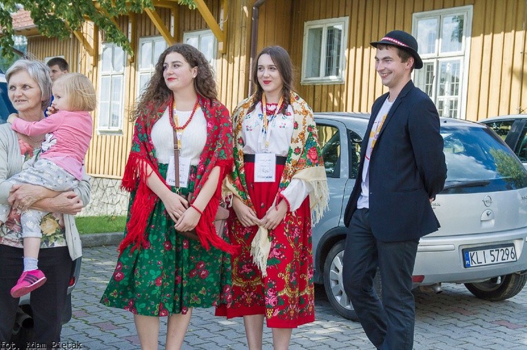 Pielgrzymi z Francji w Tymbarku