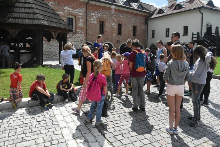 Wakacje w cieniu kutury