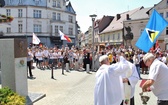 Odsłonięcie płaskorzeźby ks. Blachnickiego w Rybniku