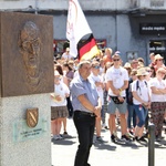 Odsłonięcie płaskorzeźby ks. Blachnickiego w Rybniku