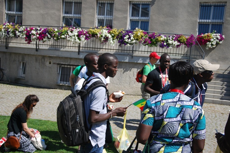 Senegal, Kanada, Francja zwiedza Wrocław