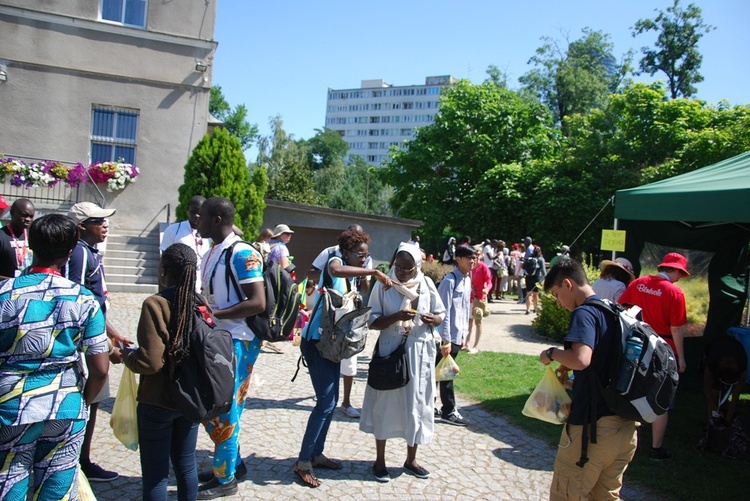 Senegal, Kanada, Francja zwiedza Wrocław