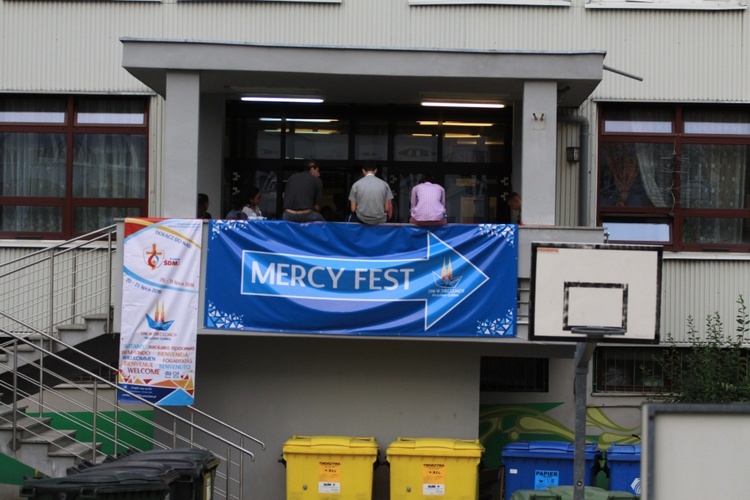 Mercy Fest na Tekach