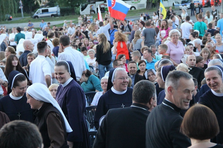 "Credo"  na "starej Kapłanówce"