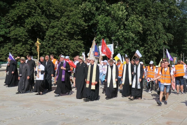 Pielgrzymi już na Jasnej Górze