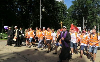 Przyłożyć ucho do Serca Matki