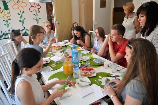 Pielgrzymi ŚDM w placówkach pomocowych w Koszalinie