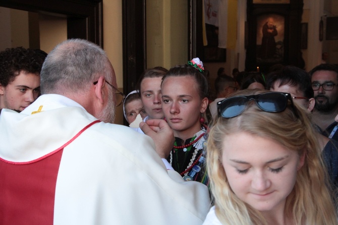 Msza św. w sanktuarium bł. o. Honorata