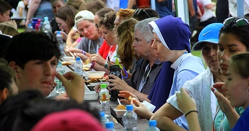 Msza św. w Krzeszowie